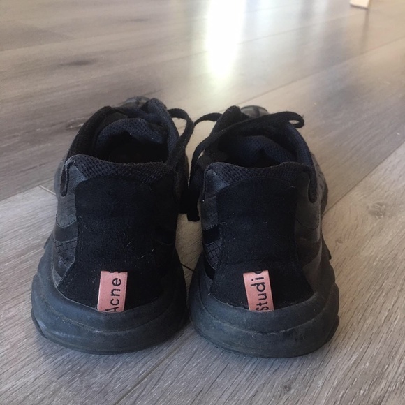 2 for 1 Acne sneakers / trainers, Size 8.5 or EU 39, vegan, in Black and White - Picture 3 of 7